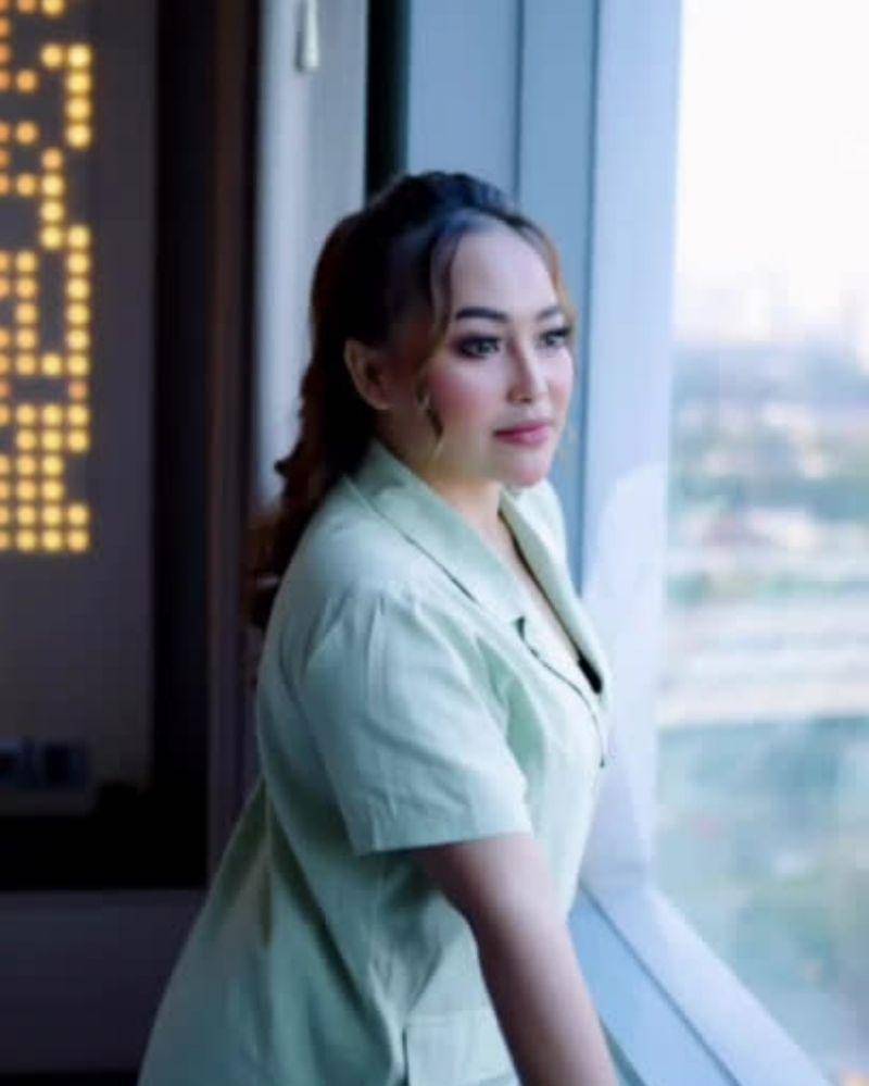 Instagram.com/nina_mpokalpa